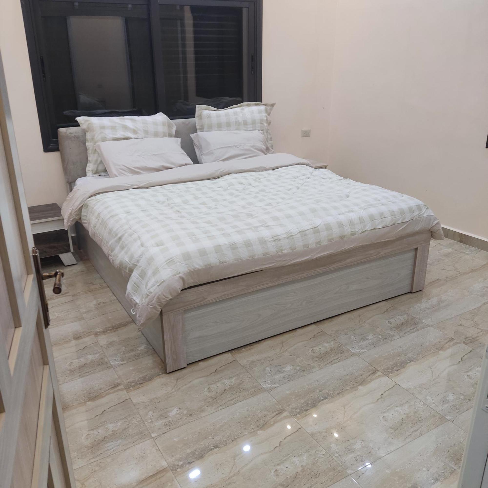Lotus Housing For Furnished Apartments Jarash Eksteriør billede